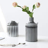 KAZURI – Elegante keramische vaas voor een moderne ambiance