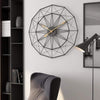 ROMACLASS – Elegante wandklok voor een vleugje luxe